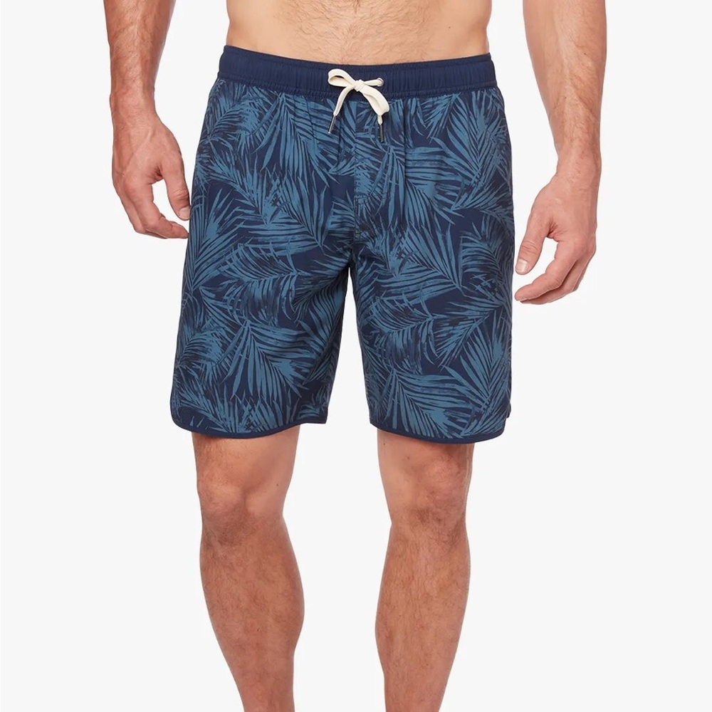 Fair Harbor Anchor Trunk in Grey Floral (looks navy)